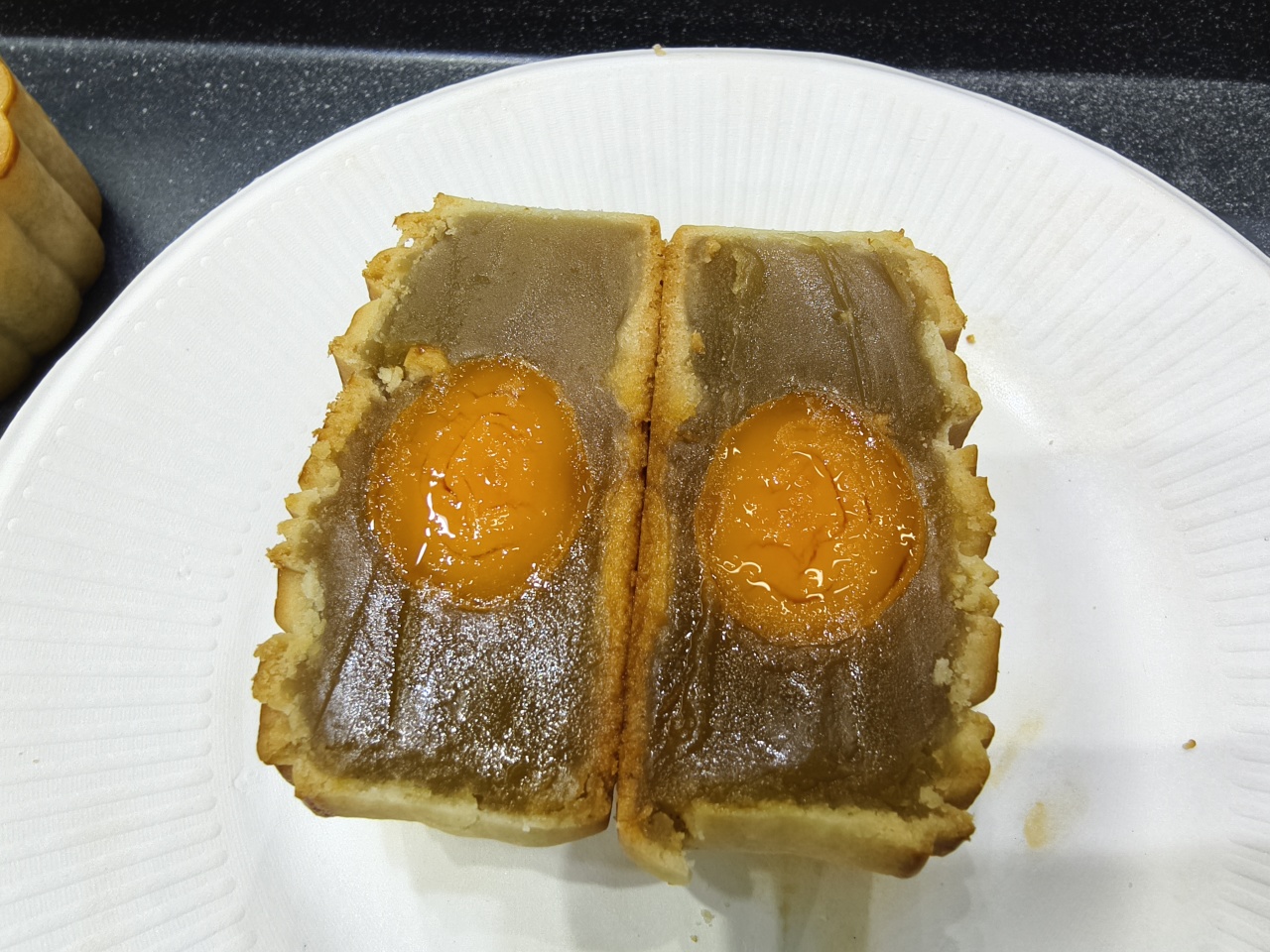回味源高端定制咸蛋黄：草木灰慢腌48天，油润起沙，为中秋品质赋能(图1)
